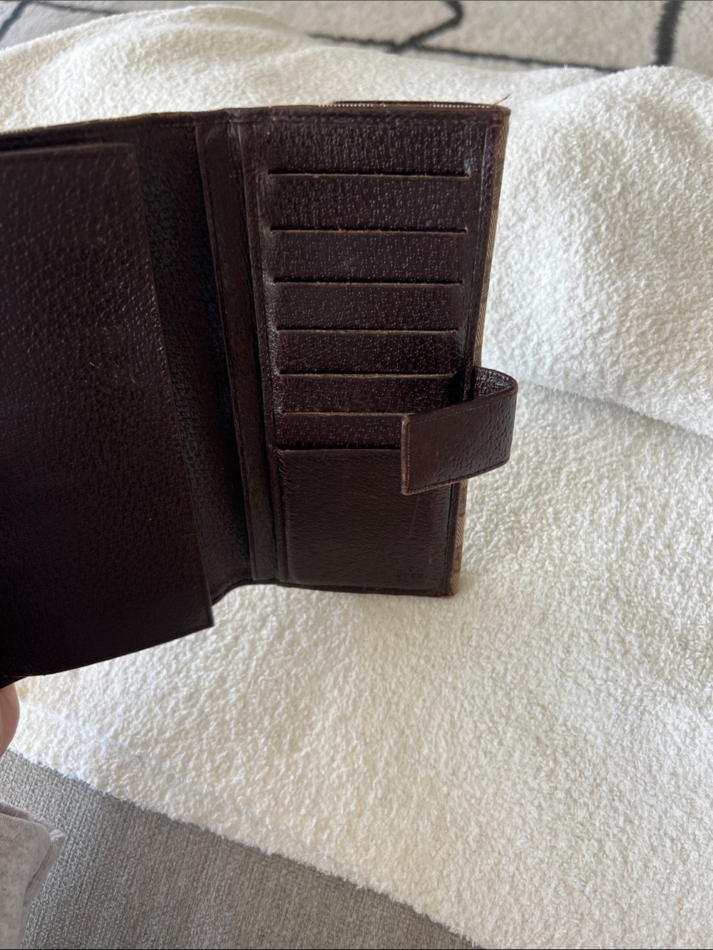 Gucci Beige and Brown GG Canvas Continental Wallet with Signature Snap - Picture 9 of 10